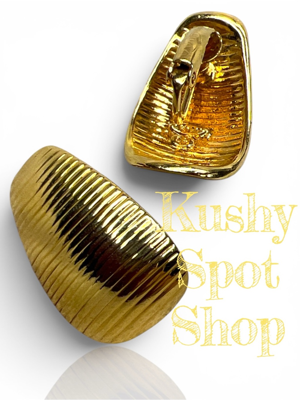 Avon Gold Ribbed Clip-On Earrings - Shiny Gold Tone